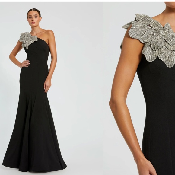 MAC DUGGAL 11810 BLACK CREPE ONE SHOULDER WITH CRYSTAL FLOWER GOWN sz 2